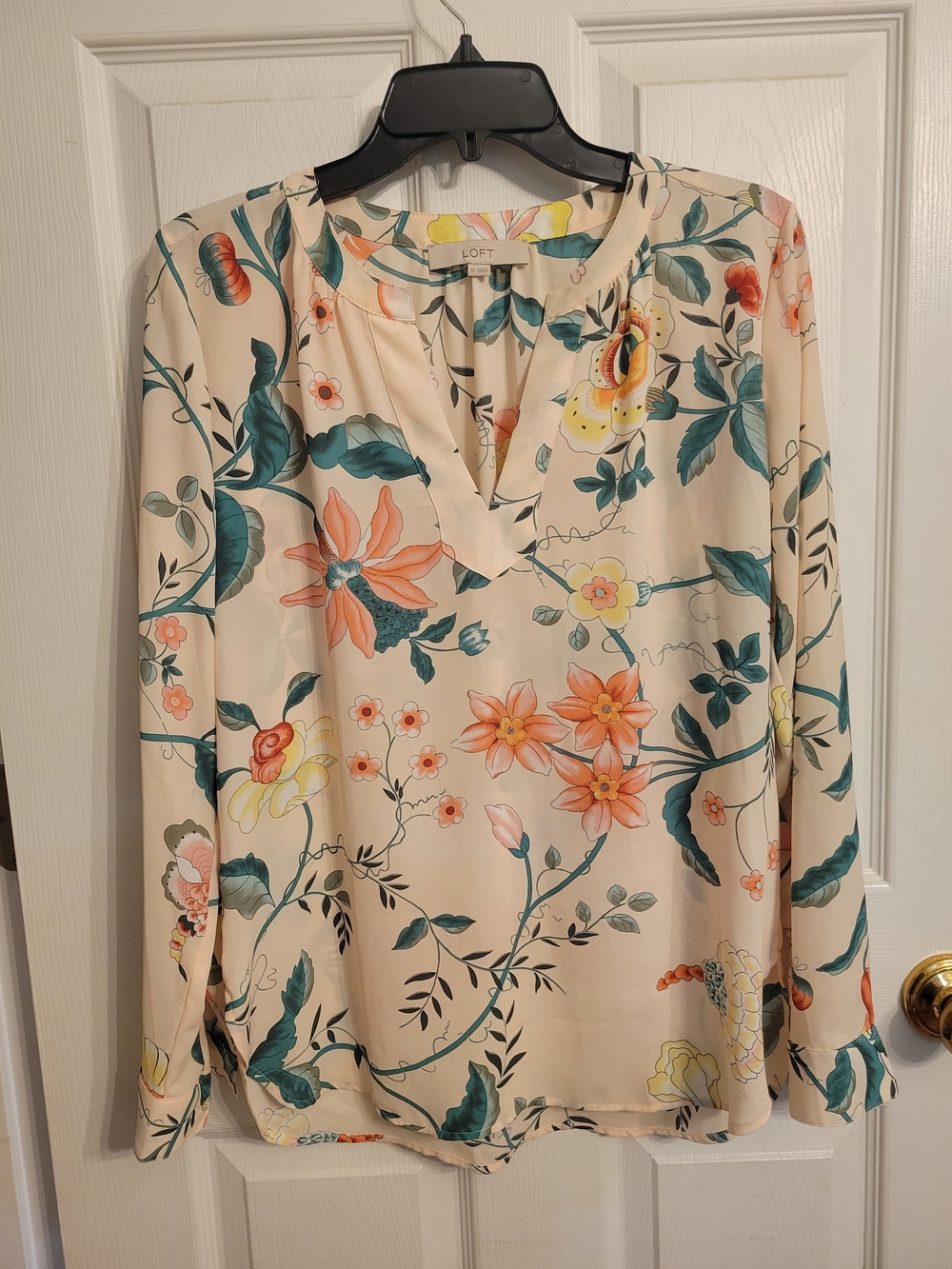 LOFT Soft Pink Floral Split-Neck Blouse with Teal and Coral Blooms